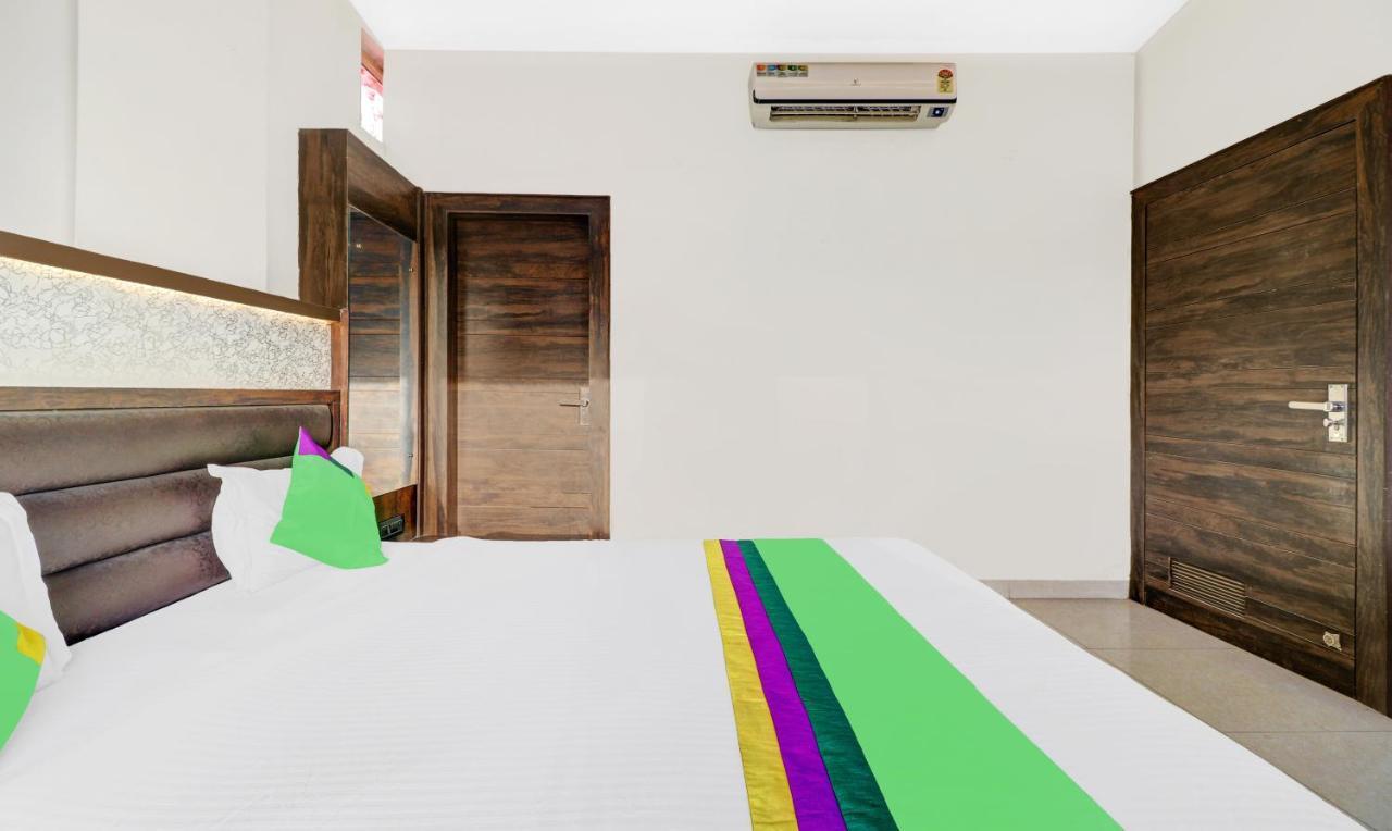 Itsy Hotels Anjali Mahal, 500 Mtrs From Mathura Railway Station Luaran gambar