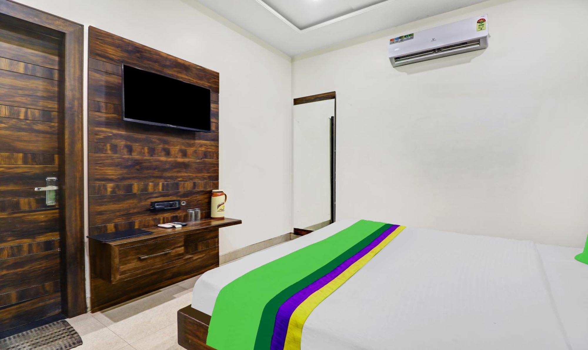 Itsy Hotels Anjali Mahal, 500 Mtrs From Mathura Railway Station Luaran gambar