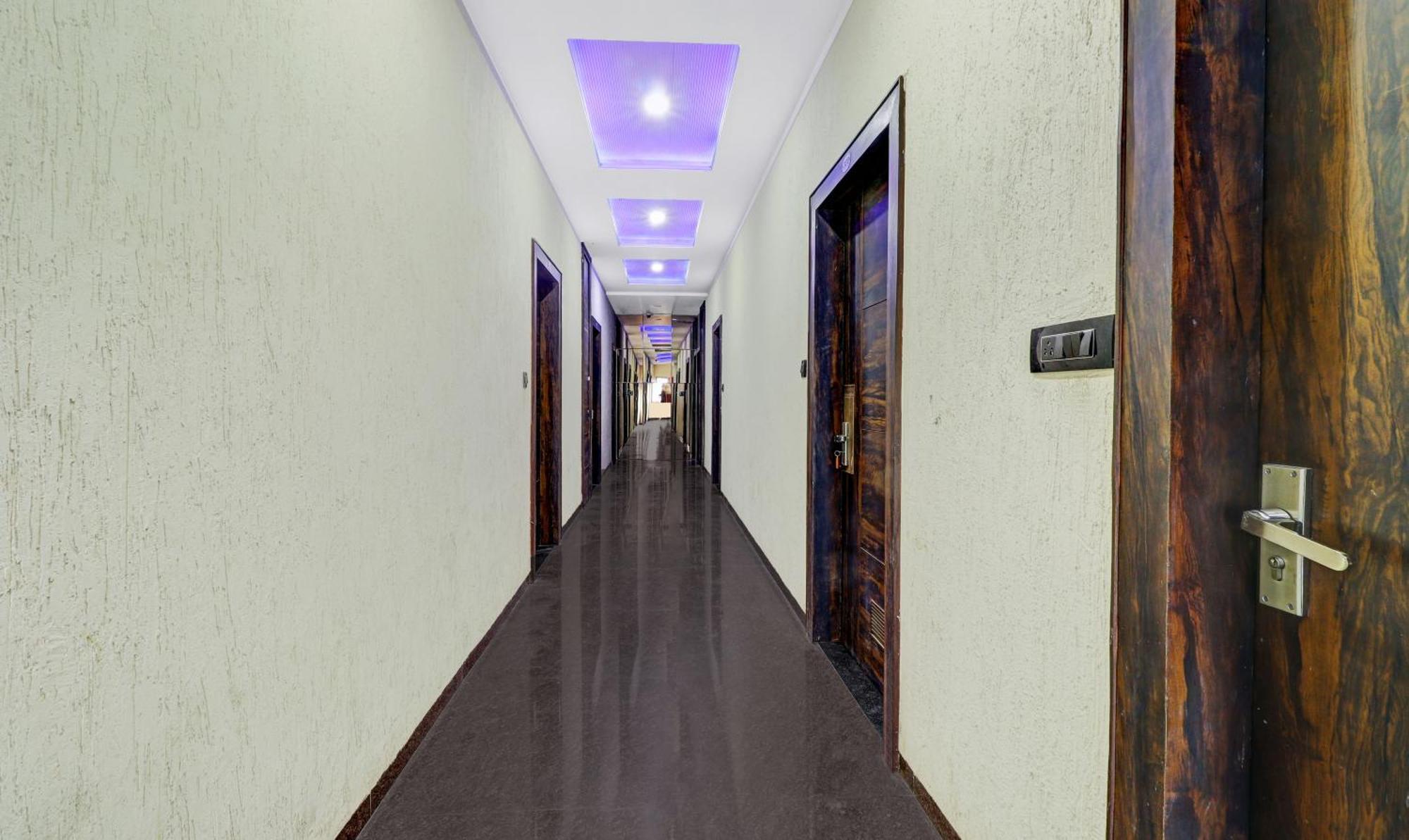 Itsy Hotels Anjali Mahal, 500 Mtrs From Mathura Railway Station Luaran gambar
