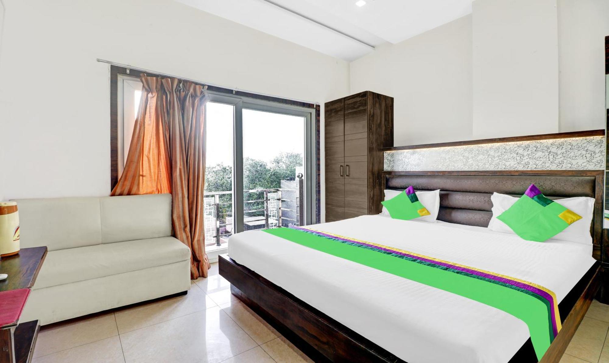 Itsy Hotels Anjali Mahal, 500 Mtrs From Mathura Railway Station Luaran gambar